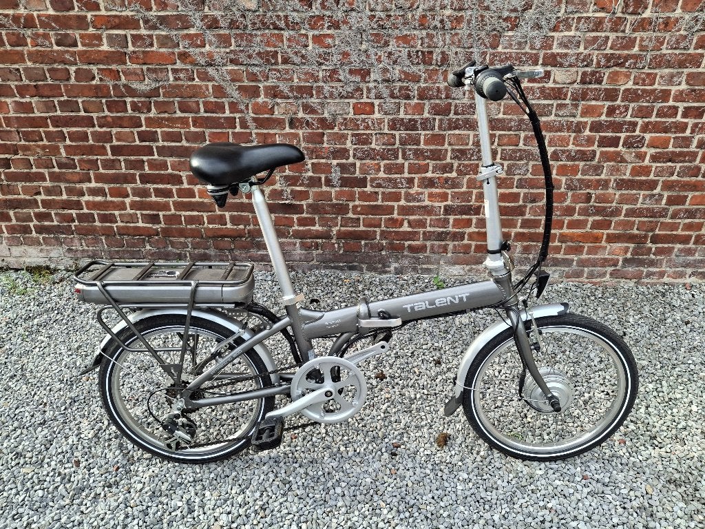 E bike plooifiets talent met weinig kms in nieuwstaat, Fietsen en Brommers, Ophalen, Zo goed als nieuw, 50 km per accu of meer
