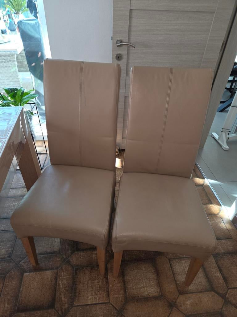 4 eetkamer stoelen, Enlèvement