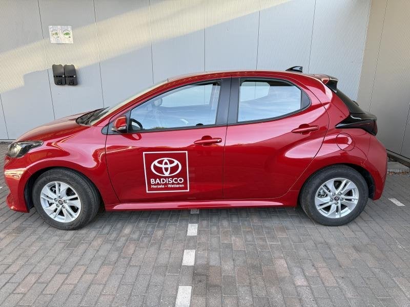 Toyota Yaris Dynamic, Autos, Rouge, Achat, 5 portes, Automatique