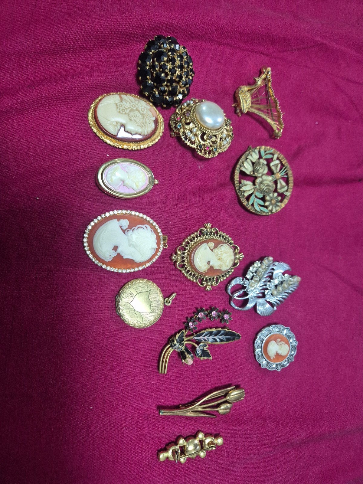 broche en zilver, Handtassen en Accessoires, Ophalen of Verzenden, Zilver, Zilver