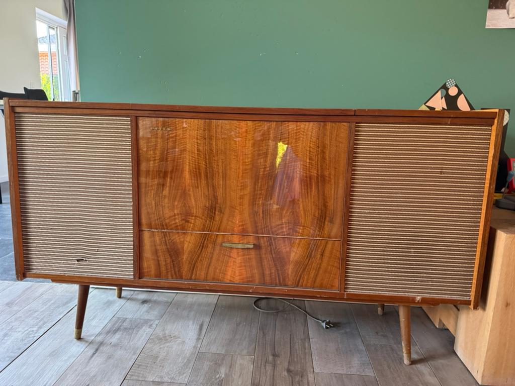 Meuble à musique, tourne-disque, radio et magnétophone, Antiquités & Art, Enlèvement