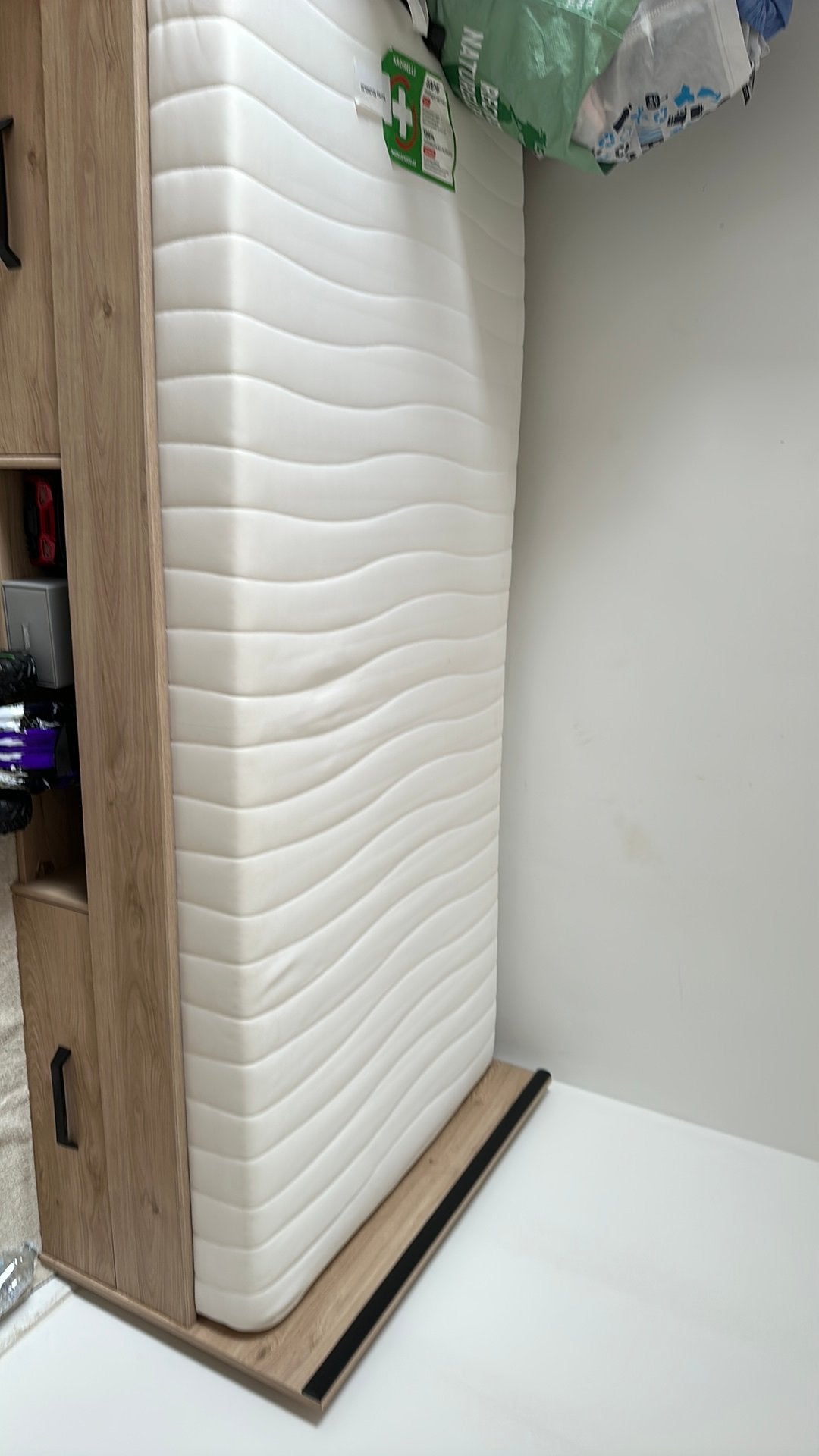 1 kleine kast +2 kleerkasten+bed+mateass€350, Sport en Fitness, Sauna, Ophalen, Zo goed als nieuw