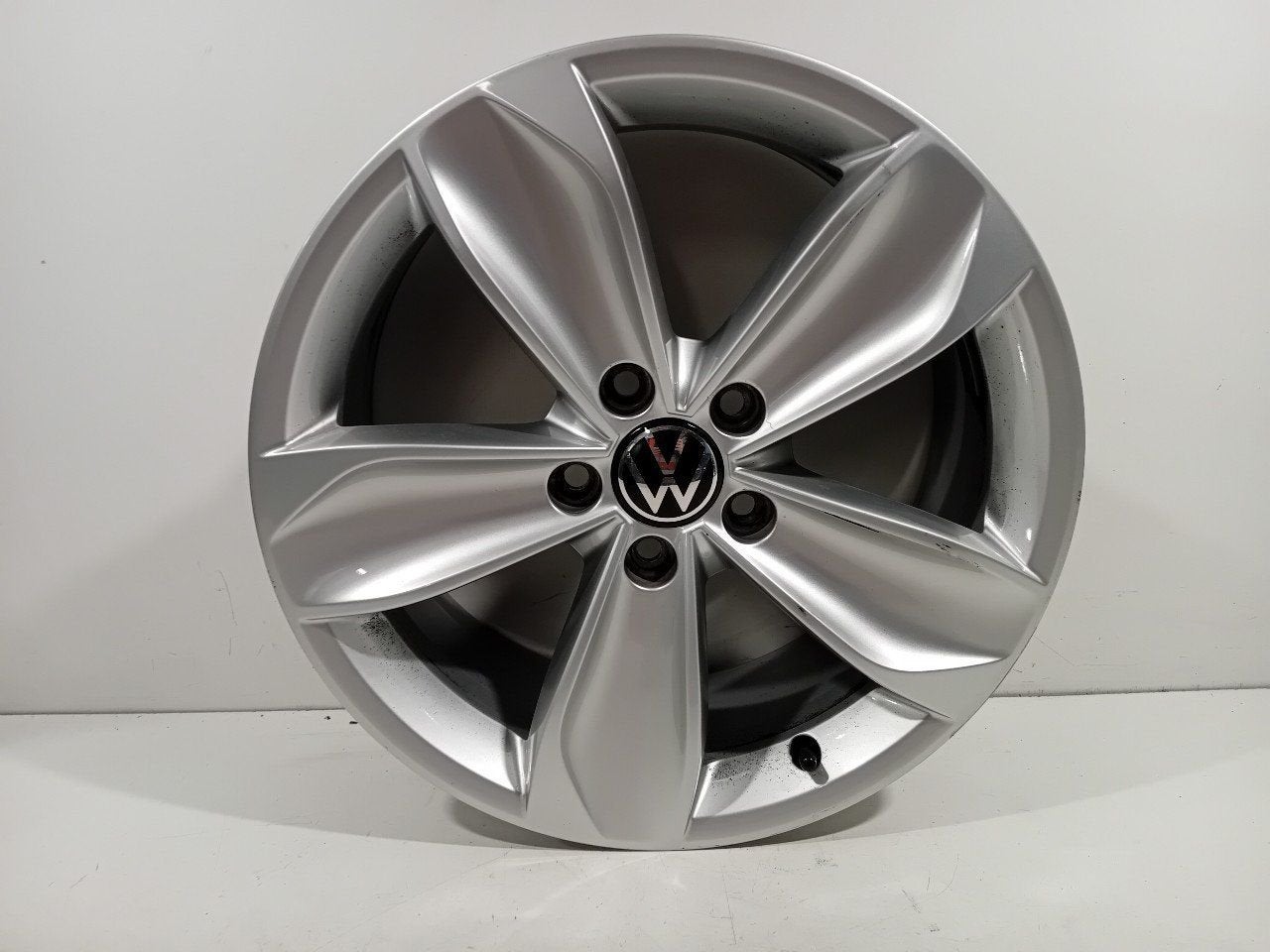 Velg Volkswagen Passat, Auto-onderdelen, Onderdelen@venauto.nl, Van der Ven Autorecycling B.V., Gebruikt, Ettenseweg 76, 4706 PB Roosendaal, The Netherlands