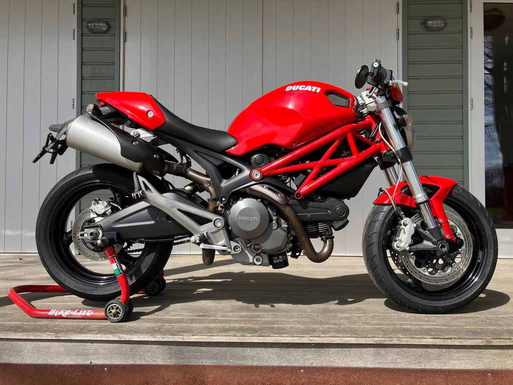 Ducati monster 696, 33 dkm, net een beurt gehad € 3300,-, Motoren, Ophalen