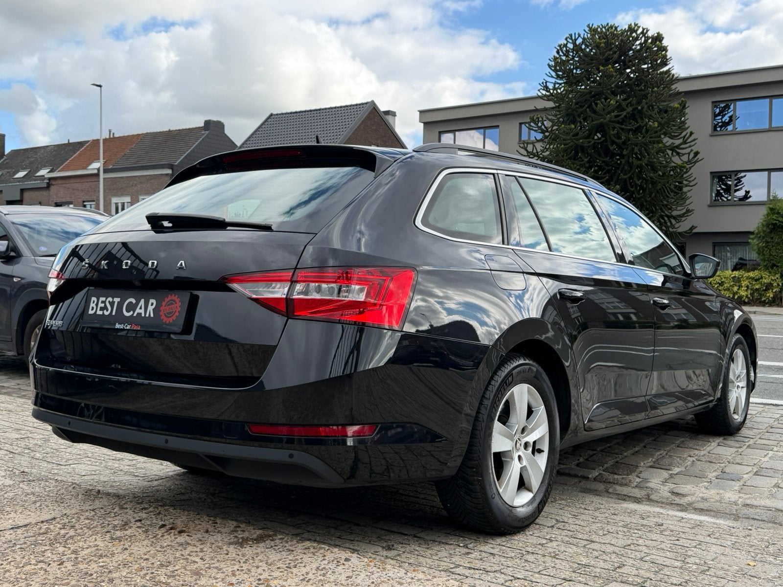 Skoda Superb 2.0TDi * DSG * Carplay, Autos, 90 kW, Achat, https://public.car-pass.be/vhr/51cda5f0-50e5-4954-ad72-5178c75557d3