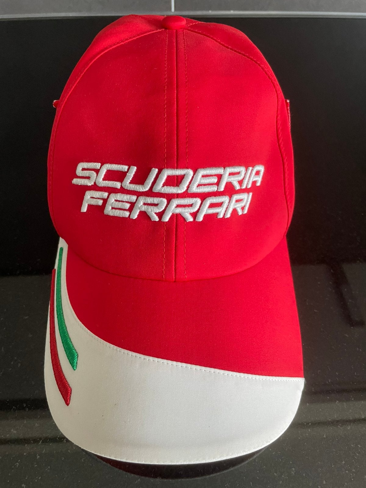 Casquette Scuderia Ferrari, Enlèvement ou Envoi, Comme neuf, Casquette