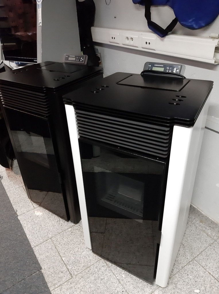 PelletStove DRG - Poêle à granulés reservoir fermé Dario 15, Neuf, Moins de 60 cm, Enlèvement, Poêle
