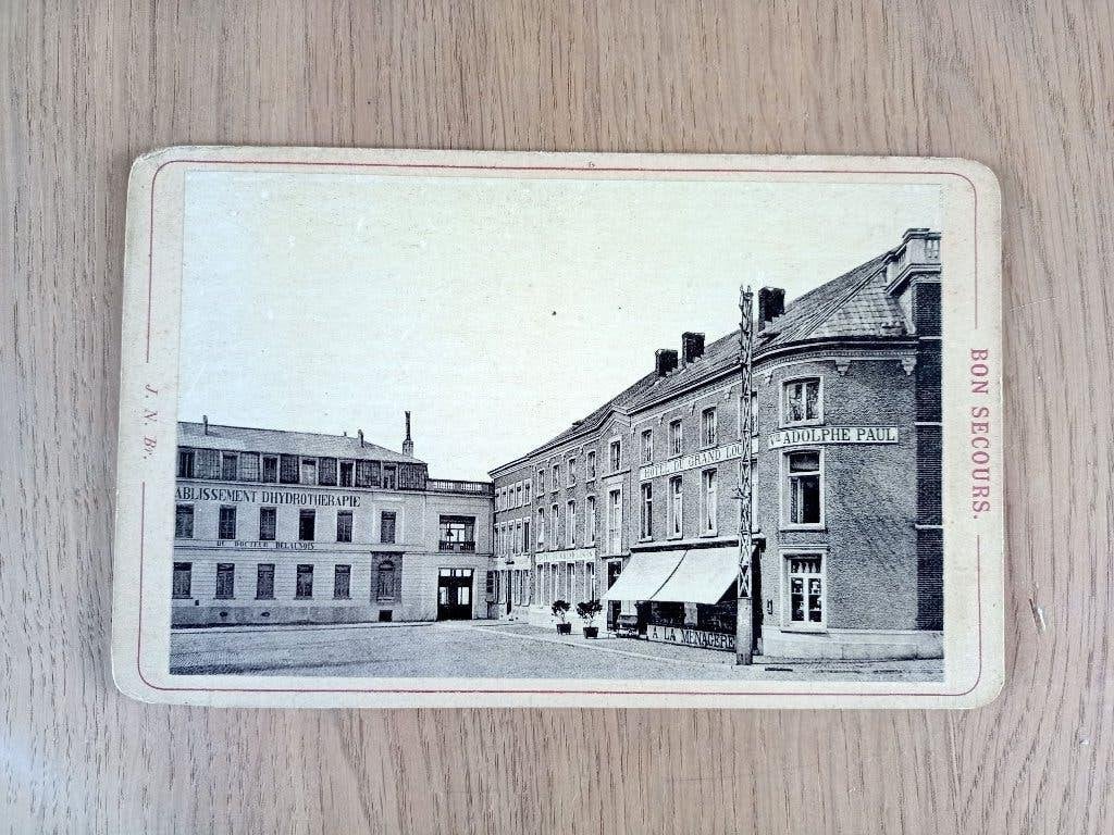 oude foto op karton Bonsecours 10 x 16,5 cm, Ophalen of Verzenden, Foto