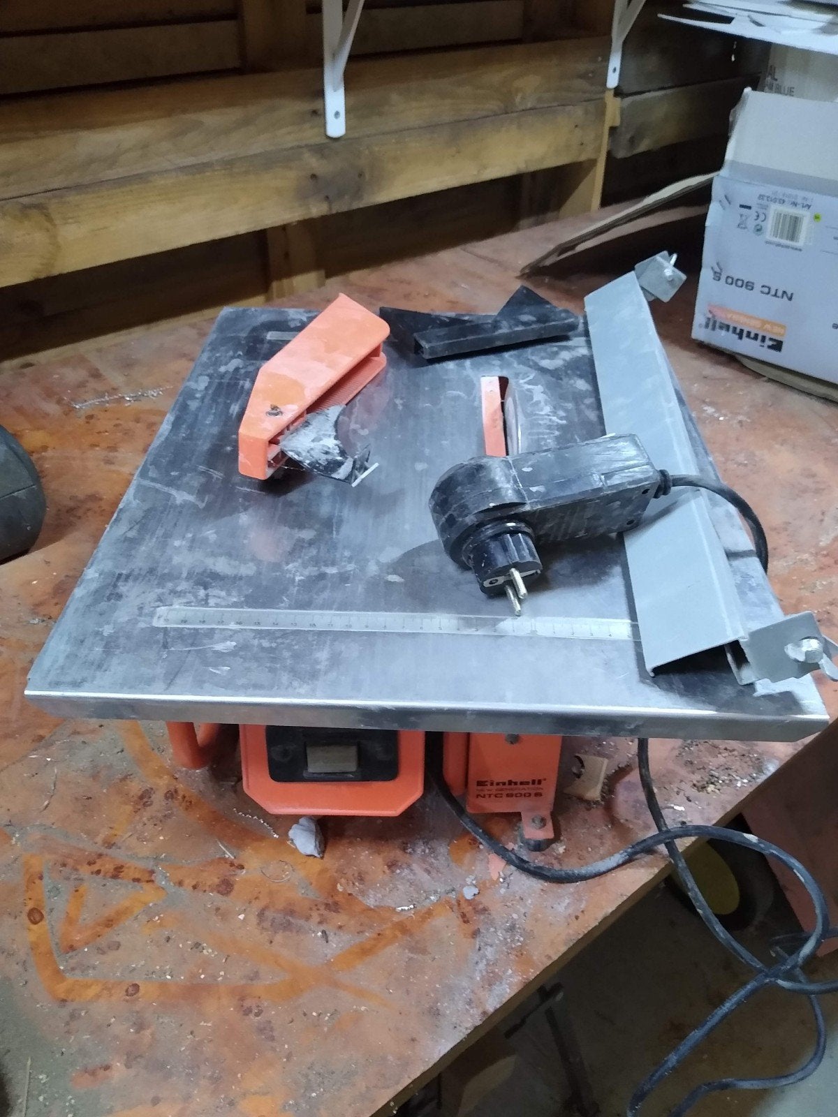 Tegelsnijder elektrisch., Ophalen, Gebruikt