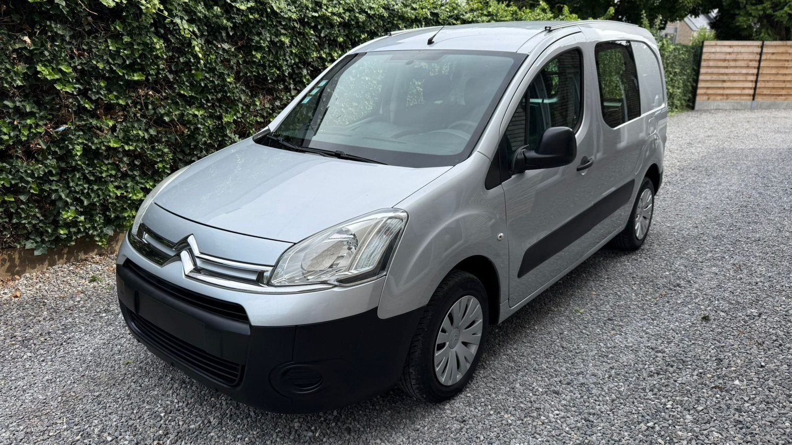 Citroen berlingo 1.6hdi euro5 3pl Airco nieuwstaat, Citroën, Bedrijf, Te koop, ABS