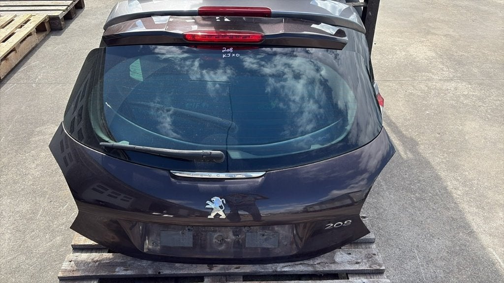 Hayon de coffre Peugeot 208 2012-2020, Enlèvement, Utilisé, Arrière, Peugeot