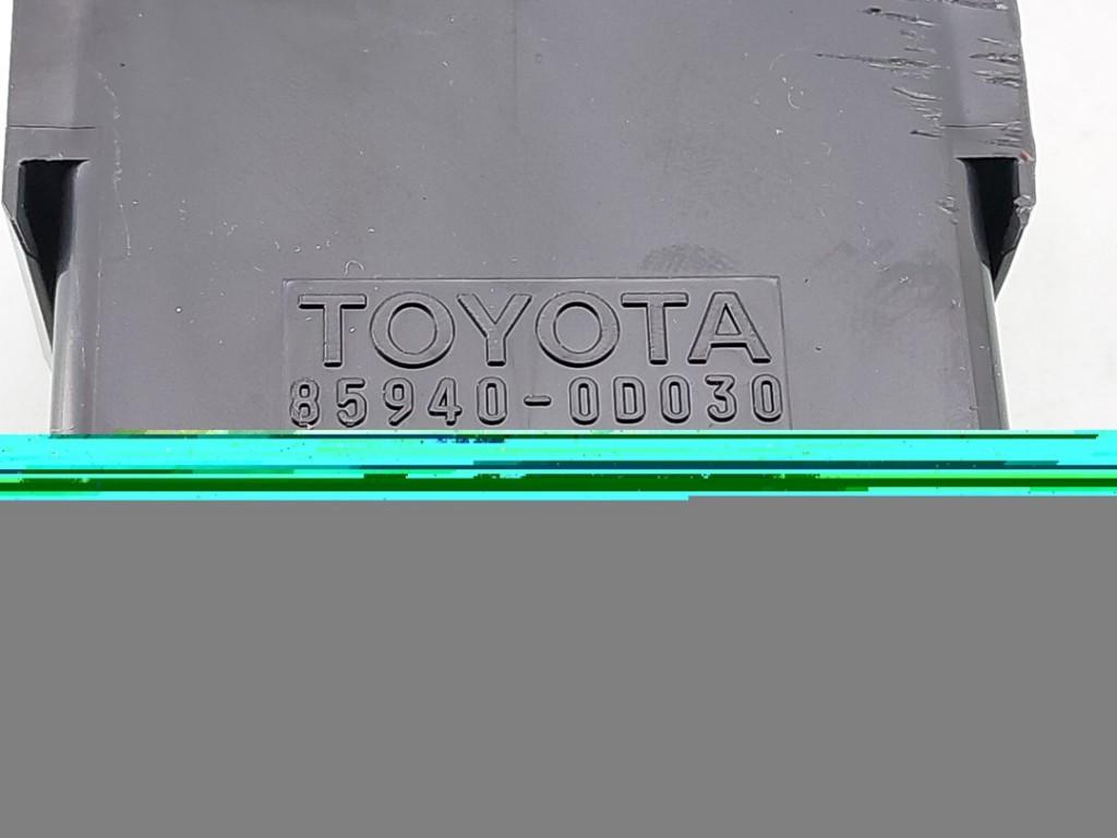 ORDINATEUR ESSUIE GLACE Toyota Yaris III (P13), Kundenbetreuung@toyota.de, Toyota, Utilisé, Toyota-Allee 2
50858  Köln, DE