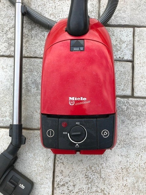 miele stofzuiger, Elektronische apparatuur, Gebruikt, Miele, Sledestofzuiger, 1200 tot 1600 watt