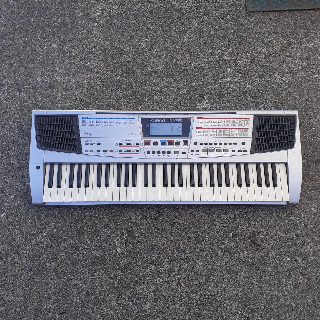 roland EM 15, Musique & Instruments, Enlèvement, Utilisé, Roland, Avec pied