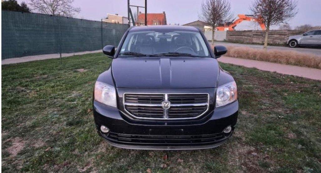 Dodge Caliber 2.0 Diesel Bj 2010 97 000 km, Autos, 203 kW, Boîte manuelle, Noir, 5 portes