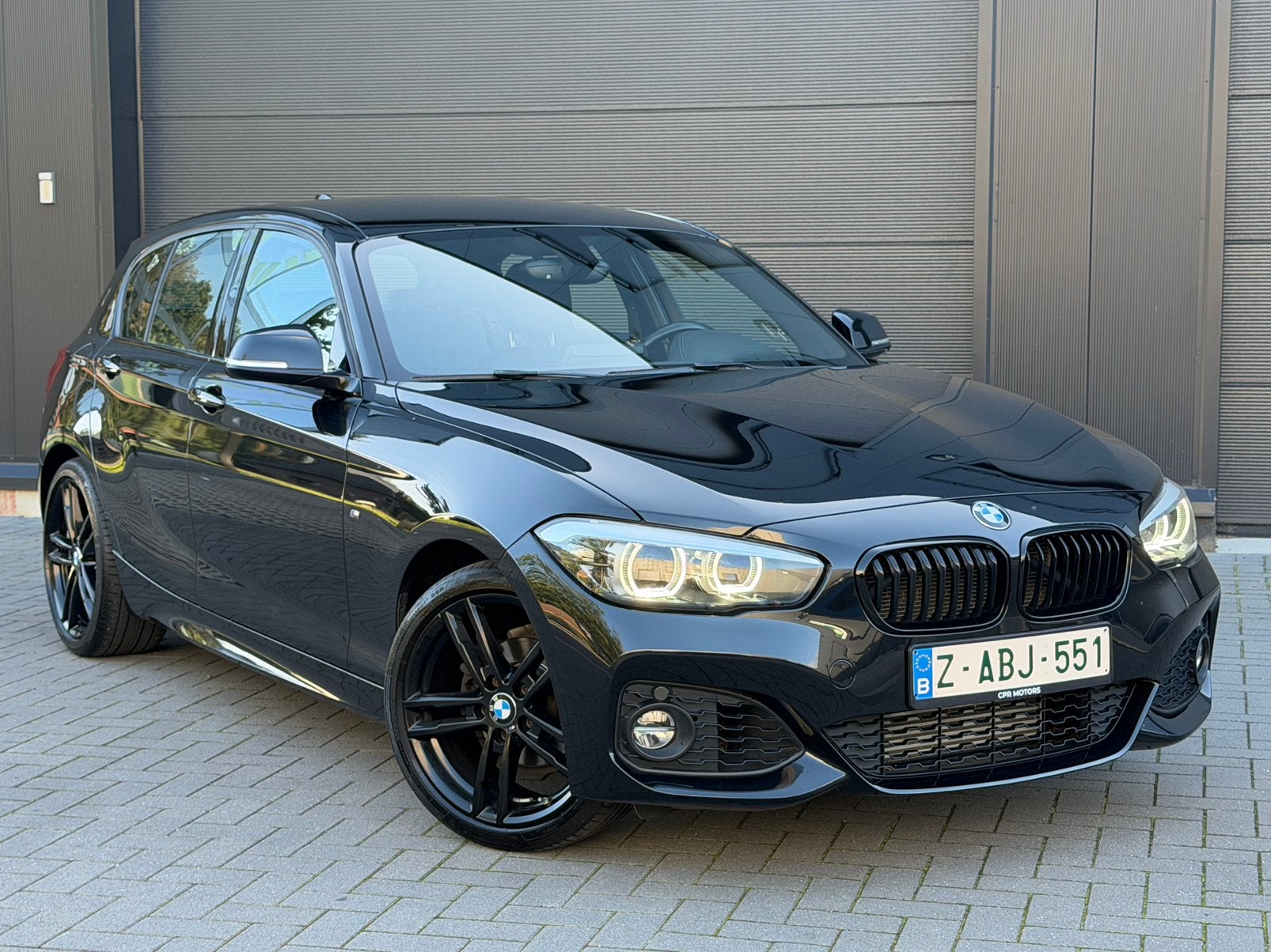 BMW 118i*M-Pack*Automaat*LED*Facelift, Autos, Cuir, Achat, Euro 6, Entreprise