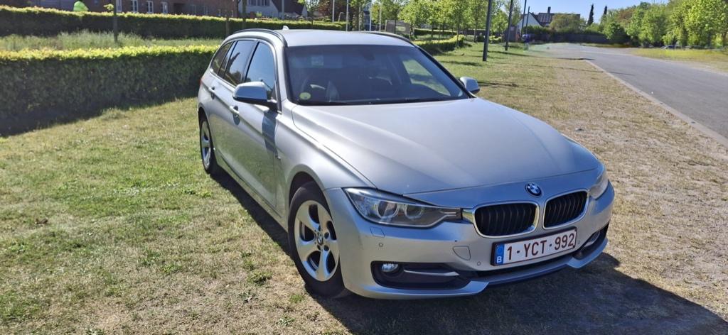 BMW 3 Serie Break Sport Line, Auto's, BMW, 5 deurs, Particulier, Zilver of Grijs, Bi-Xenon koplampen