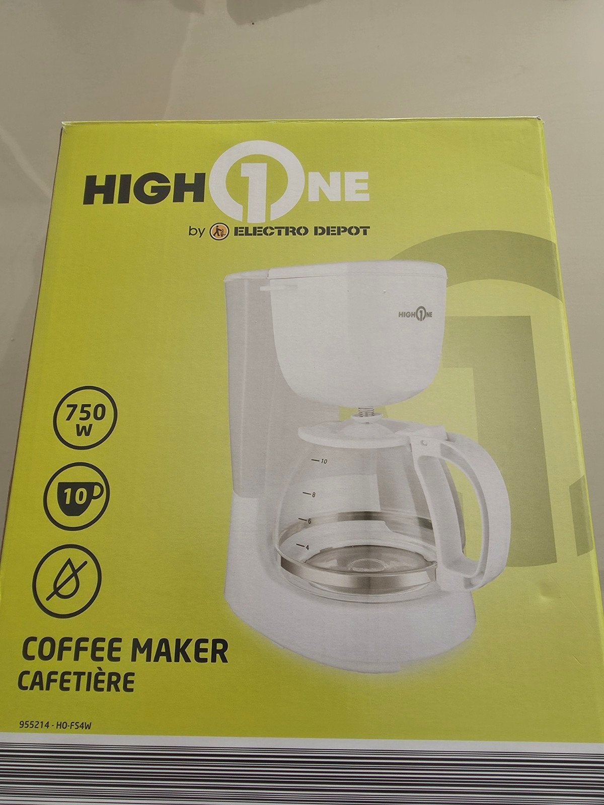 percolateur, Electroménager, Réservoir d'eau amovible, Café moulu, Neuf, 4 à 10 tasses