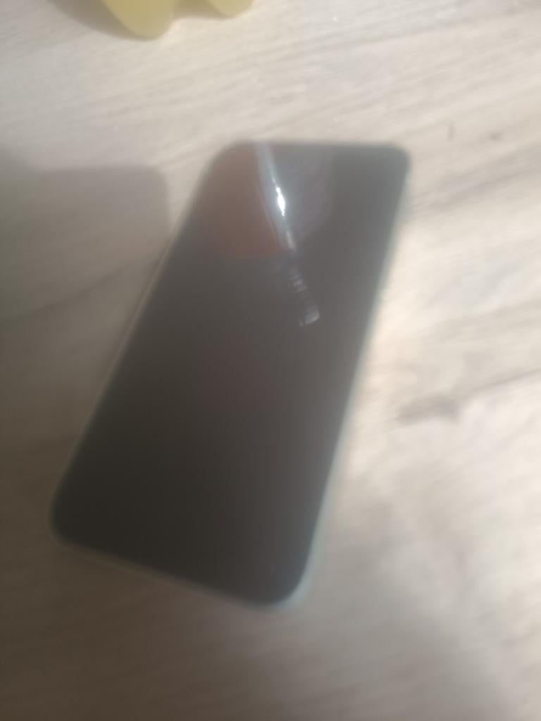 iPhone 12 mini, Télécoms, IPhone 12 Mini