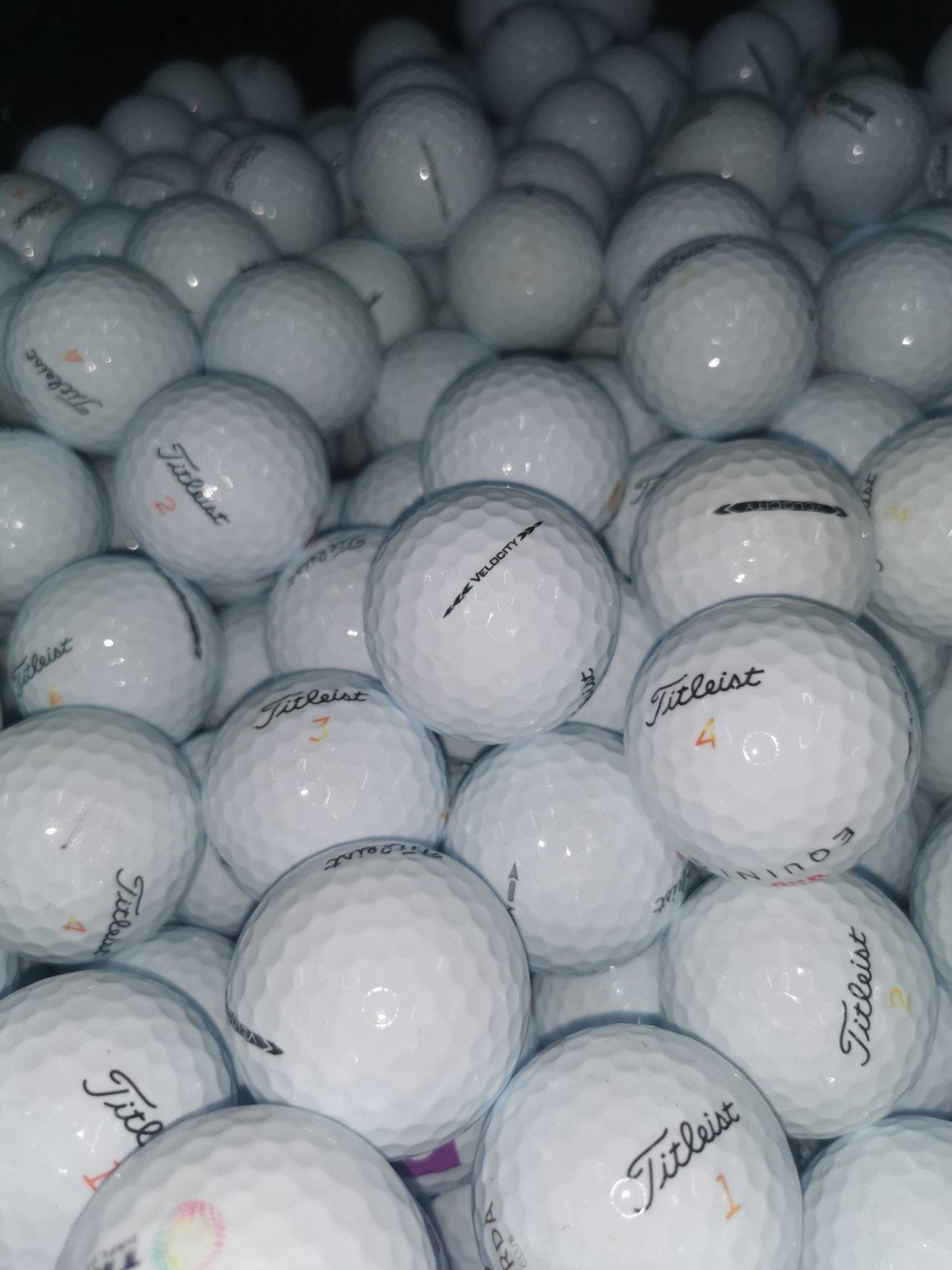 Titleist velocity golfballen AAAA kwaliteit 50 stuks, Ophalen of Verzenden