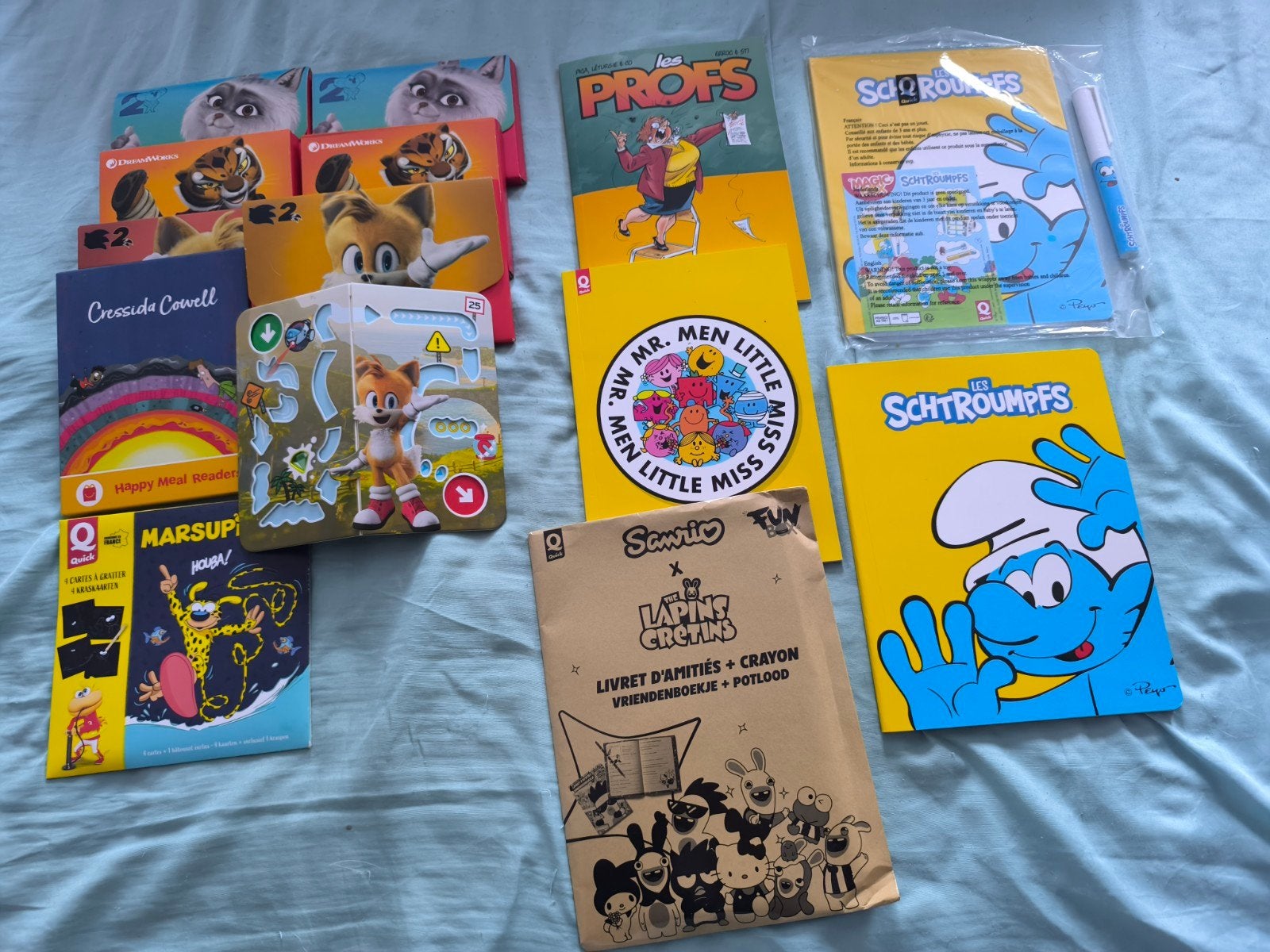 Lot figurines, min jeux, puzzle, bd, cahier, ...., Ophalen, Zo goed als nieuw