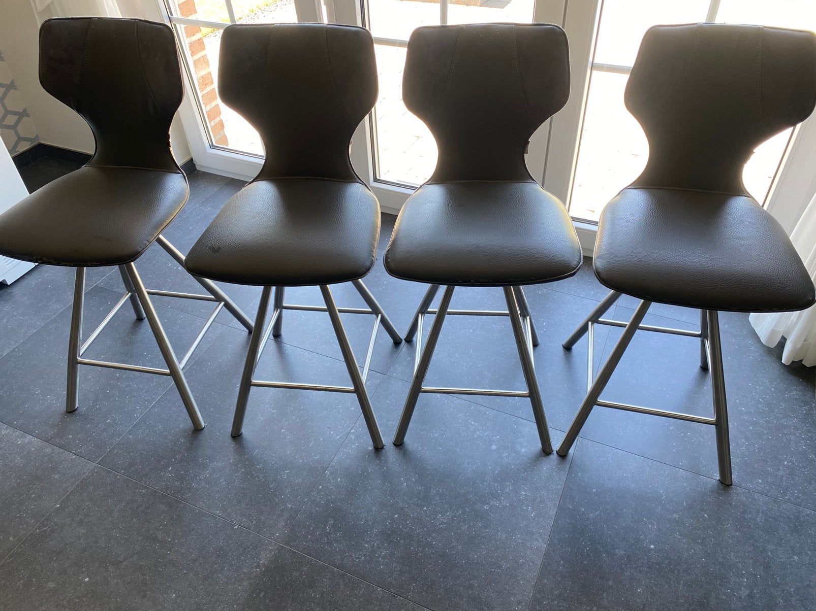 Maison a vider complètement  cause départ à l’étranger, Enlèvement