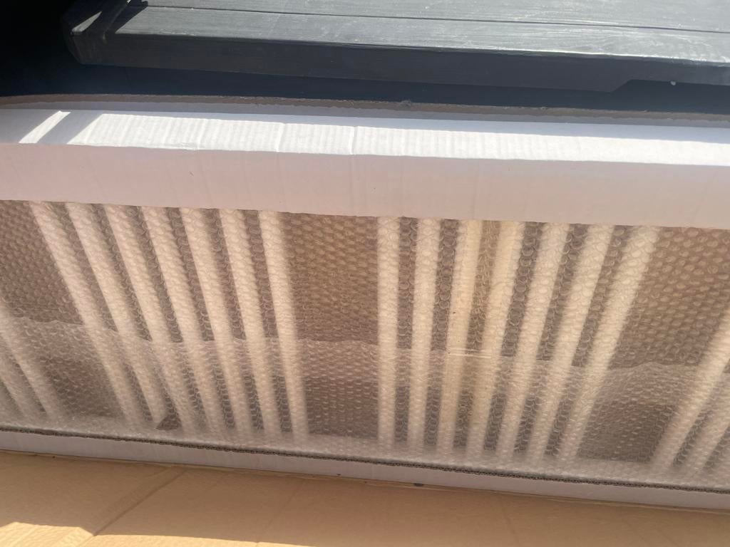 Nieuwe handdoekradiator Van Marcke Taberno te koop., Doe-het-zelf en Bouw, Ophalen, Zo goed als nieuw, Radiator
