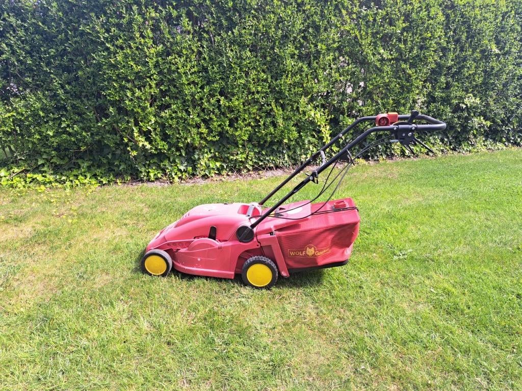 Wolf Grasmachine - 1600 W - electrisch - zelftrekker, Tuin en Terras, Ophalen, Gebruikt