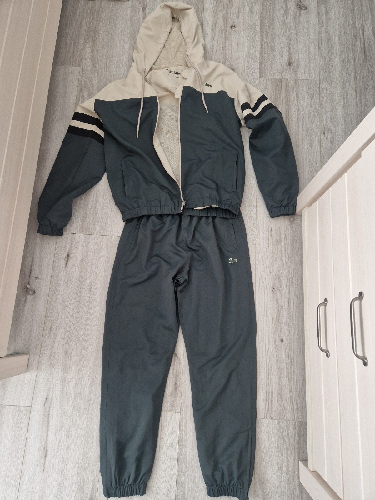 Lacoste Track Suit, Kleding | Heren, Ophalen of Verzenden, Nieuw, Maat 52/54 (L)
