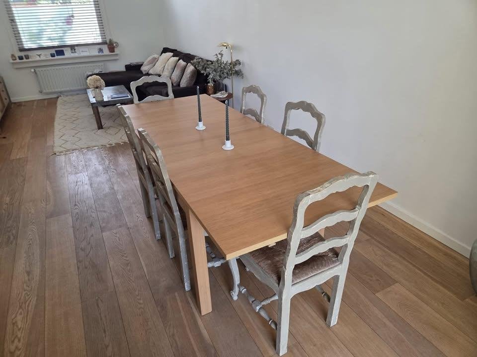 Table extensible Ikea Bjursta en chêne, 150 à 200 cm, Cinq personnes ou plus, Comme neuf, Enlèvement