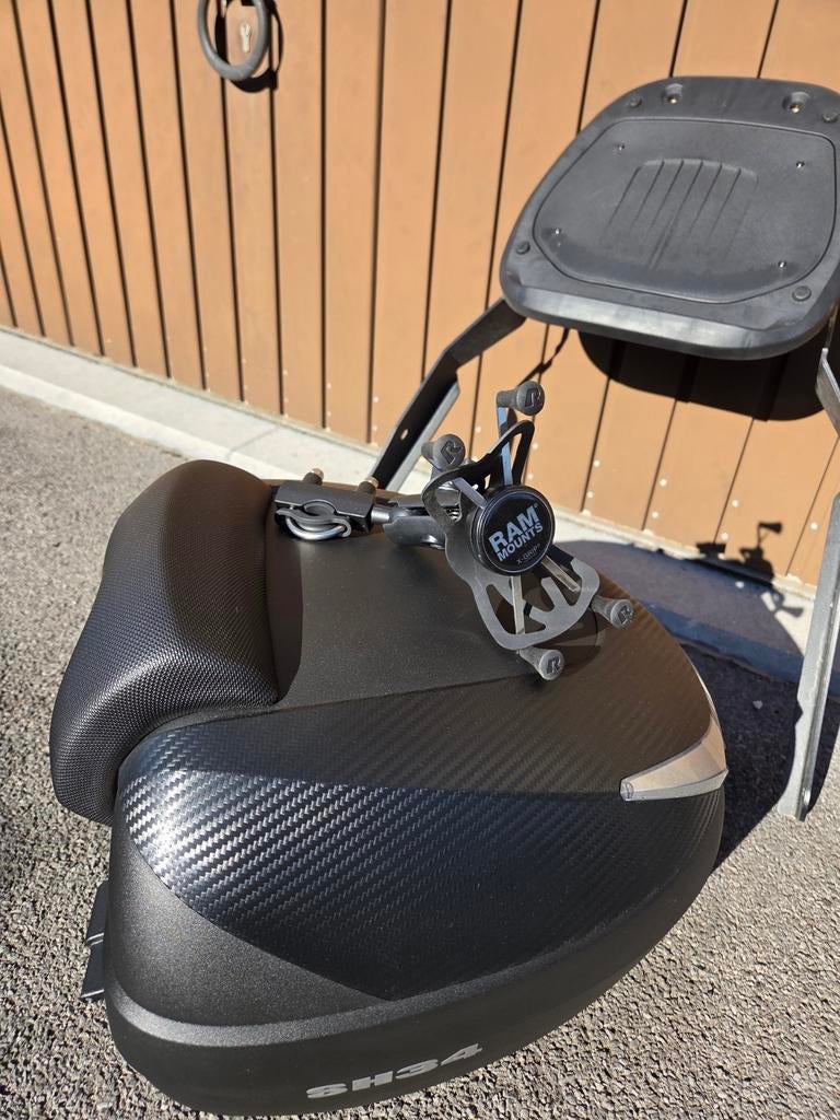Shad r34 motokoffer, Motos, Accessoires | Valises & Sacs, Enlèvement