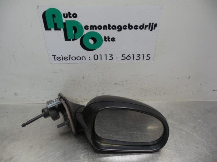 Rétroviseur extérieur droit d'un Peugeot 406 (406 95-), -, Utilisé, -, Peugeot