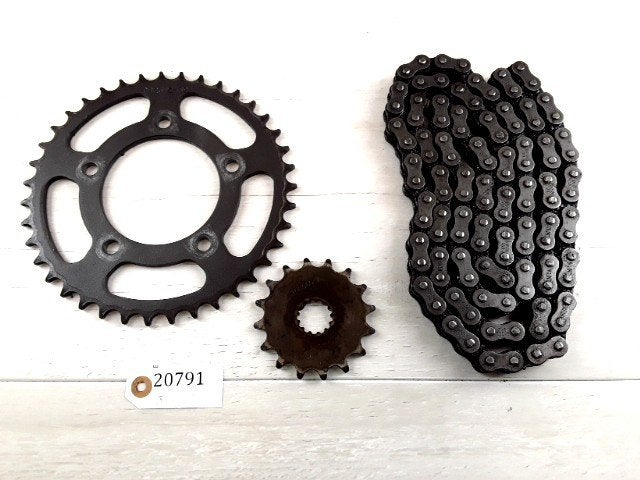 GS500 2002 - 2006 Suzuki Kettingset D1-38676