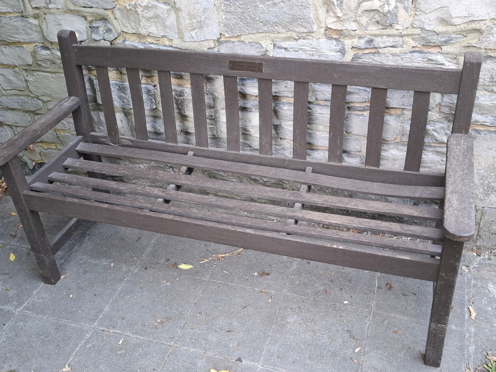 Ancien banc de jardin anglais avec plaque commémorative, Jardin & Terrasse, Inconnu, Inconnu, Enlèvement, Inconnu