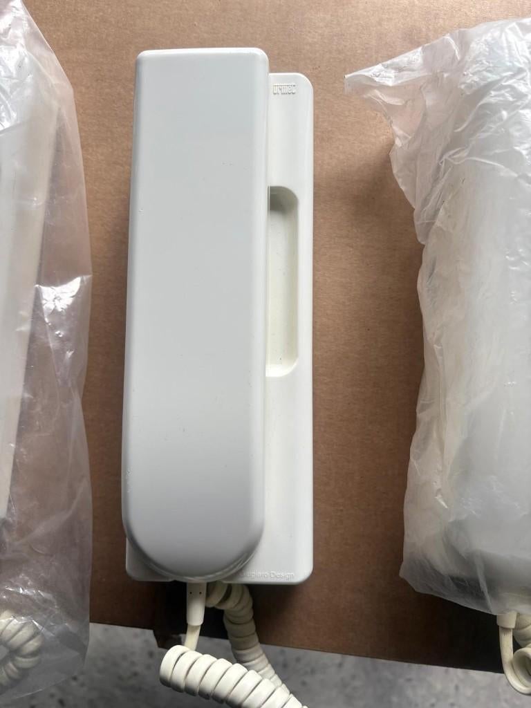 URMET - 1130/50 - POSTE INTERIEUR INTERPHONE BLANC STANDARD, Enlèvement, Comme neuf