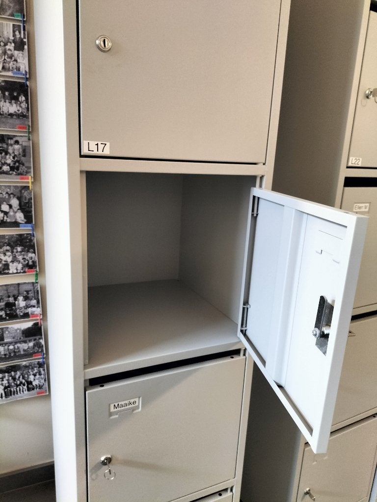 Locker, Huis en Inrichting, Kasten | Lockerkasten, Ophalen, Zo goed als nieuw, Strak modern
