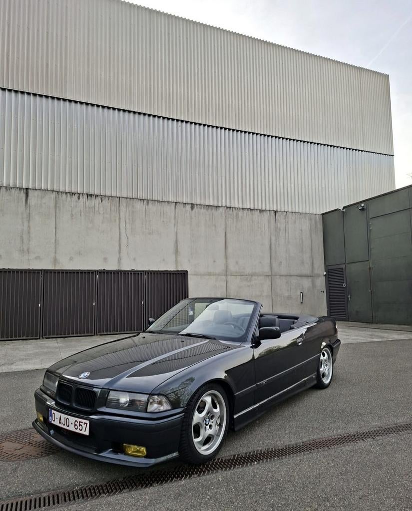 E36 325i Oldtimer - Manueel - Hardtop - Tiptop, Auto's, 4 zetels, Achterwielaandrijving, Cabriolet, Zwart
