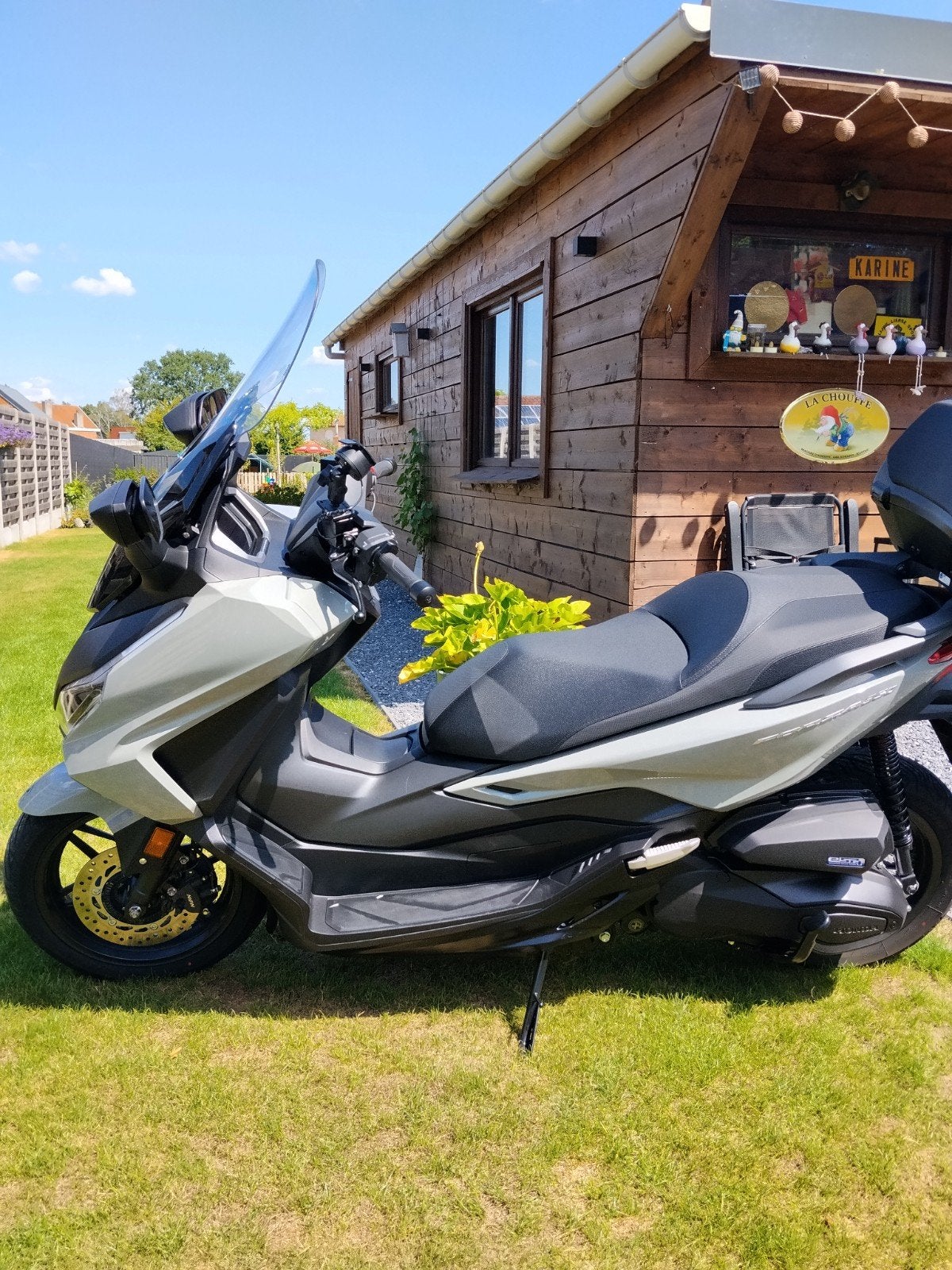 motoscooter Honda Forza 350, Motoren, Ophalen