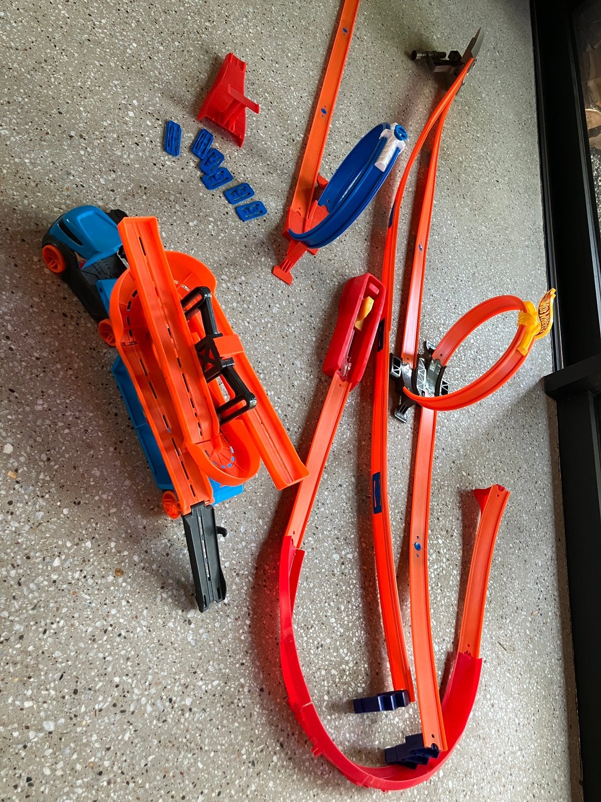 Hot Wheels. Combinatie van 3 sets. Bijna niet gebruikt., Racebaan, Ophalen of Verzenden, Zo goed als nieuw, Hot Wheels