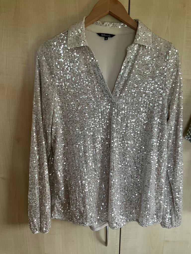 Bloesje met pailletten., Kleding | Dames, Blouses en Tunieken, Verzenden, Zo goed als nieuw, Maat 38/40 (M), Beige