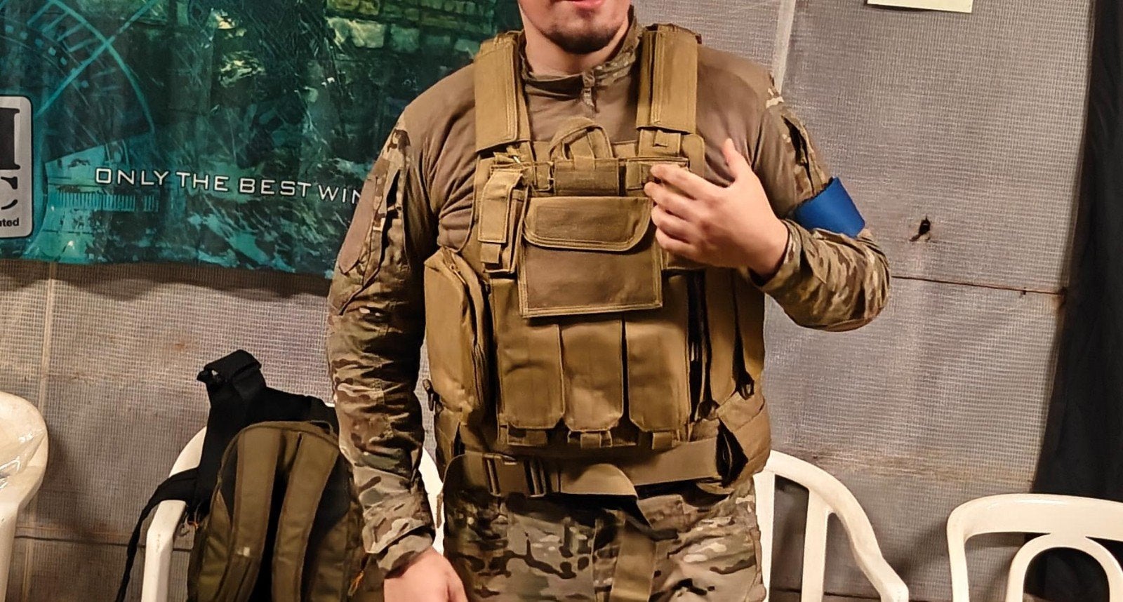 Airsoft tactical vest van Royal, Ophalen