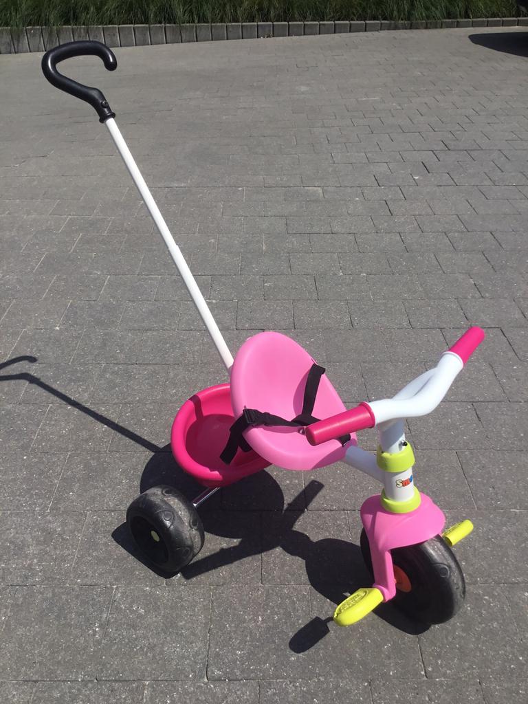 Smoby driewieler met duwstang, Ophalen, Zo goed als nieuw, Duwstang