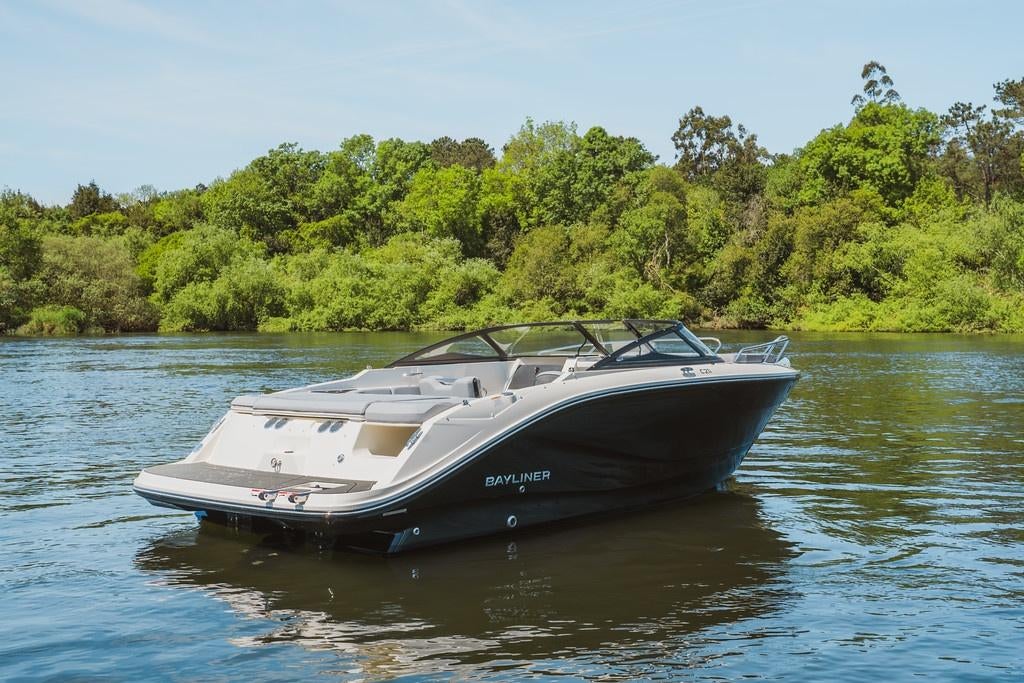 Bayliner C21i - DEMO / NIEUW - slechts 7u - prachtige boot, Watersport en Boten, Ophalen, Binnenboordmotor, 6 meter of meer, Zo goed als nieuw