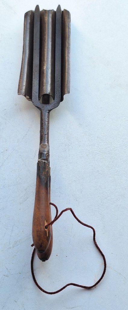Joli ancien fer à friser lisser onduler, Antiquités & Art, Antiquités | Outils & Instruments, Enlèvement ou Envoi