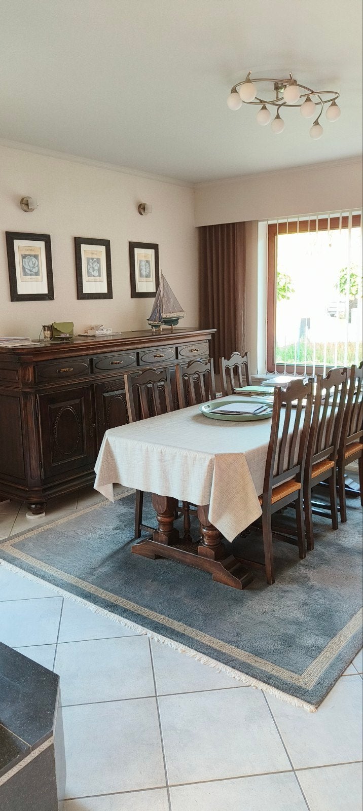 salle à manger, Enlèvement, Utilisé