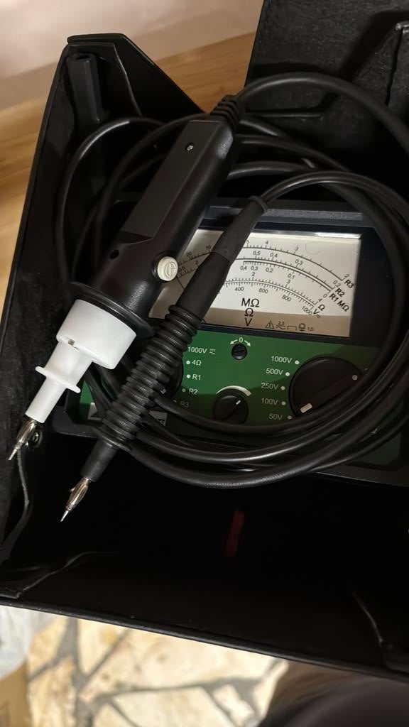 Metriso 1000A - 1000V analoge isolatiemeter, Ophalen, Nieuw