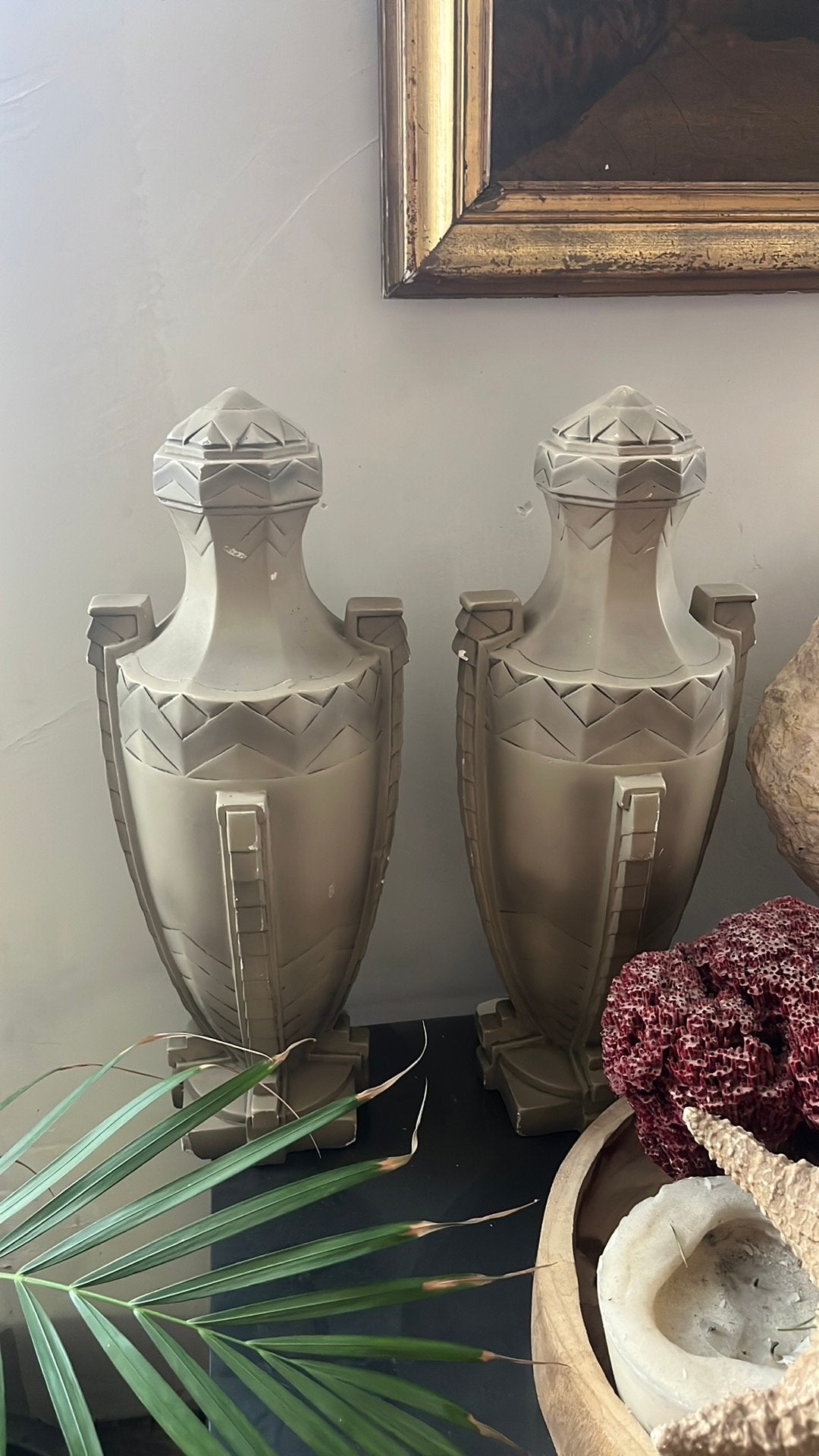 2 grote art deco schouw vazen, decorztieve vazen circa 40cm, Ophalen of Verzenden, Gebruikt, Overige materialen, 40 cm