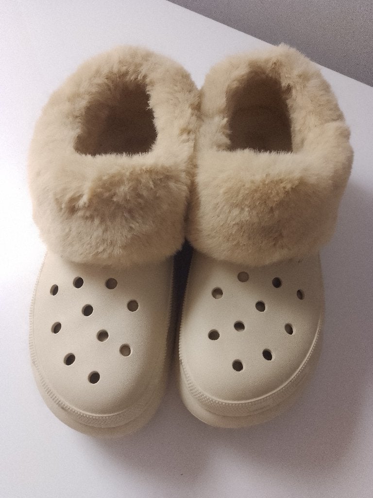 45 - 46 crocs furever crush (70€) unisex warme clogs klompen, Crocs, Klompen, Verzenden, Zo goed als nieuw