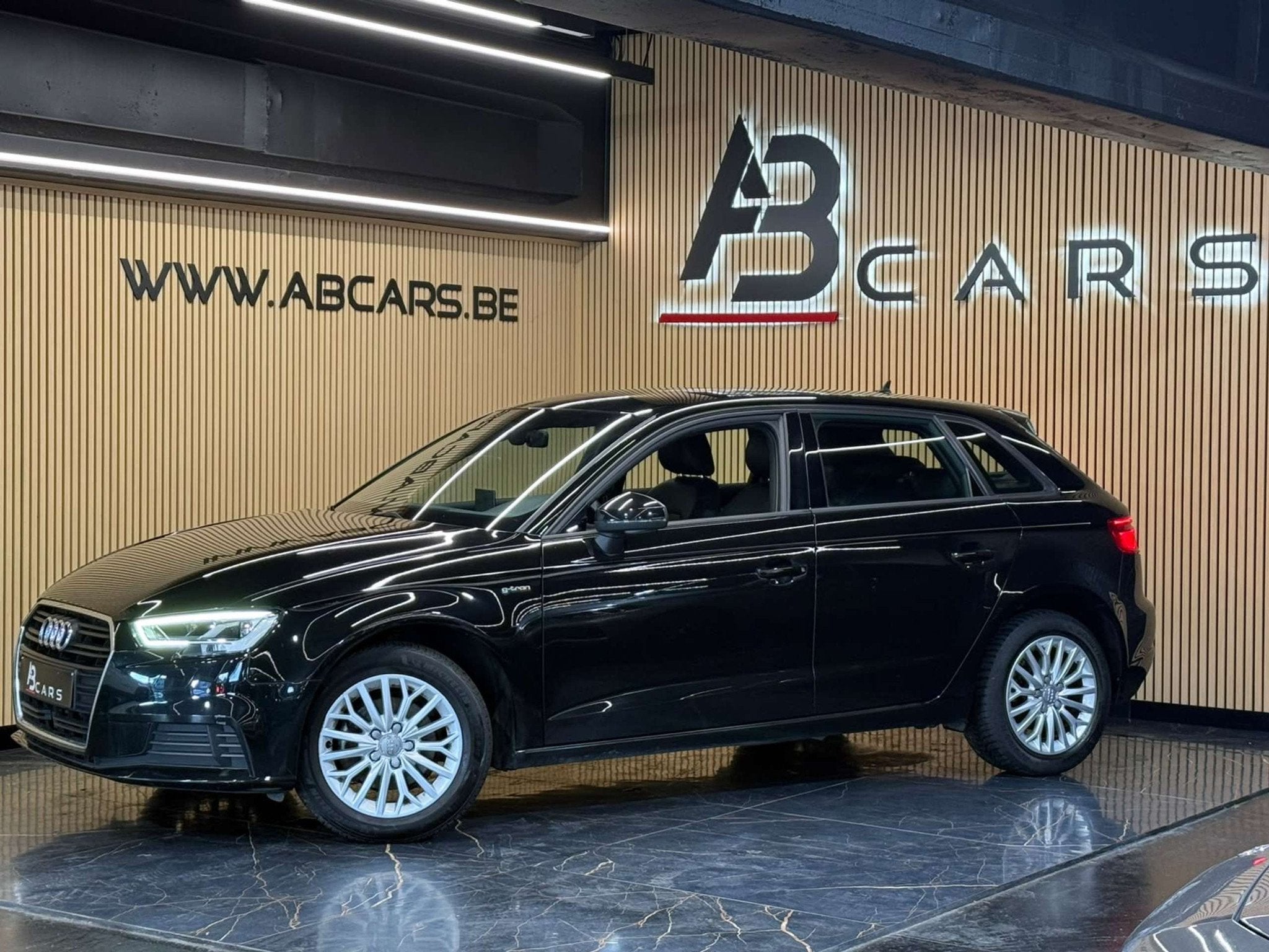 Audi A3 SPORTBACK 1.4 TFSI S TRONIC SPORT * GARANTIE 12 MOIS, Autos, Euro 6, Entreprise, Alarme, Noir