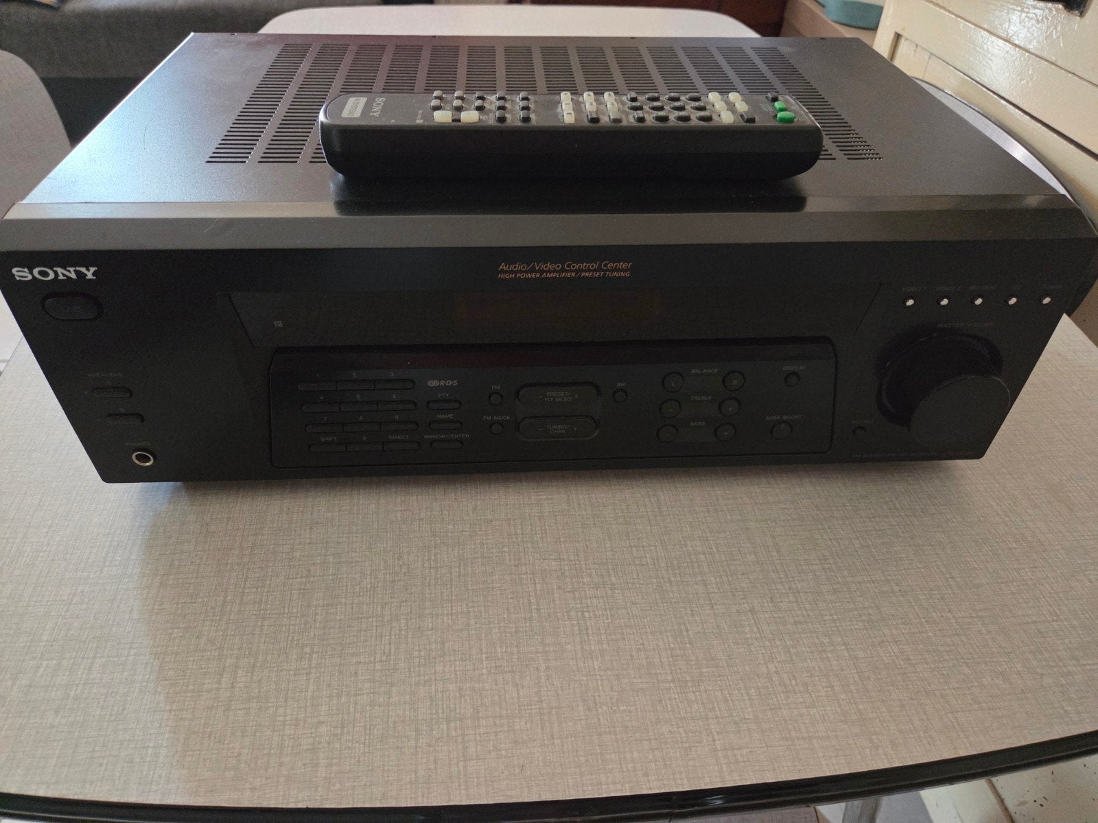 Centre de contrôle pour amplificateurs/audio/vidéo SONY, Enlèvement ou Envoi, Comme neuf, 120 watts ou plus, Sony